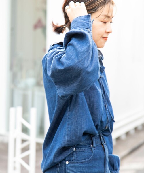 セール】【RM denim】フリルギャザーデニムブラウス（シャツ/ブラウス