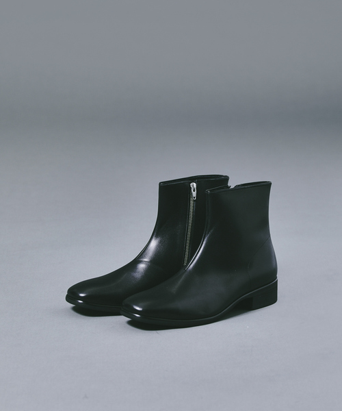 alfredoBANNISTER（アルフレッドバニスター）の「スクエアトゥ サイド