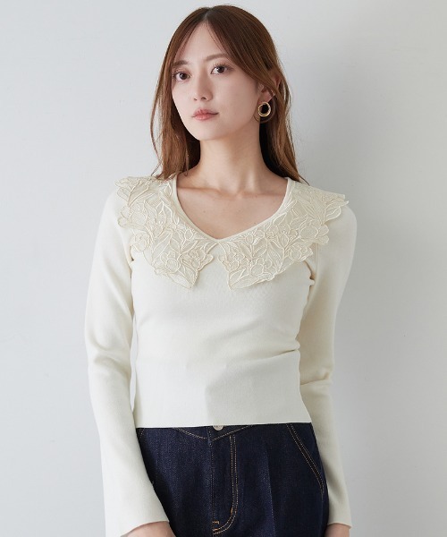 SNIDEL（スナイデル）の「エンブロイダリーカラーニットプルオーバー