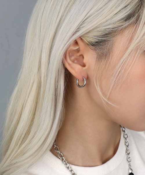 シンプル フープピアス (片耳用） / サージカルステンレス316L (金属