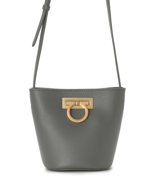 Mila Owen（ミラオーウェン）の「キーモチーフマイクロバケットバッグ