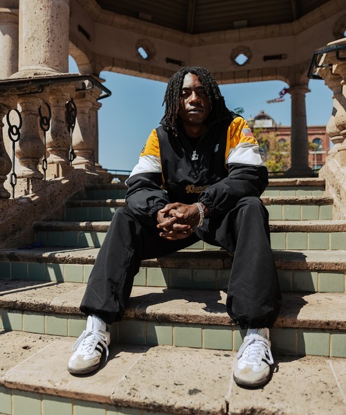 STARTER（スターター）の「XLARGE×STARTER HALF ZIP JACKET（ブルゾン