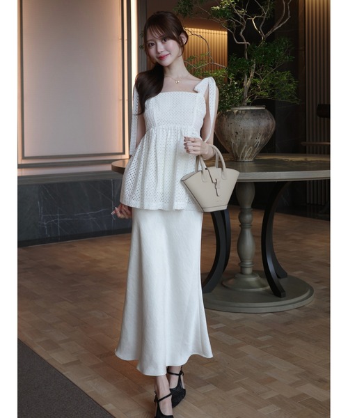 FRAY I.D（フレイアイディー）の「ショルダーリボンペプラムブラウス