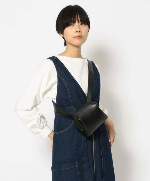 OSOI（オソイ）の「OSOI/オソイ/PEANUT BROT BLACK（ショルダーバッグ