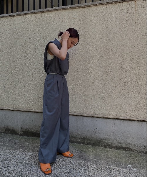 Ameri（アメリ）の「WAVE COLLAR SHORT LOGO SET UP（つなぎ