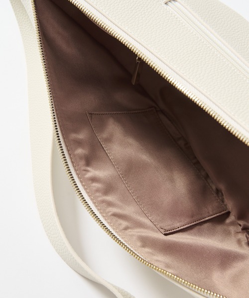 RIVE DROITE（リヴドロワ）の「カーブボディバッグ（ボディバッグ