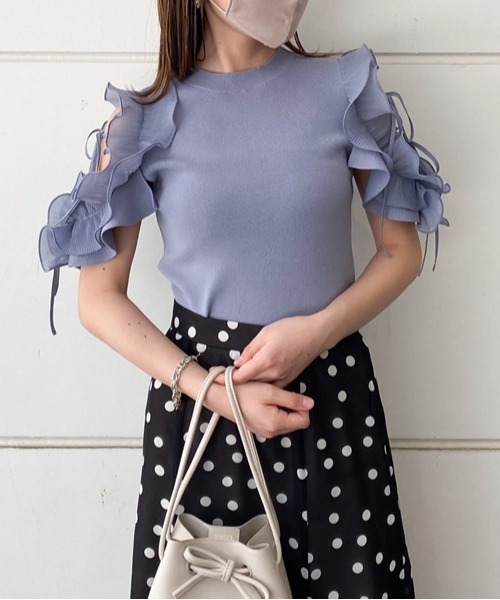 SNIDEL（スナイデル）の「Sustainableフリルスリーブニットプル