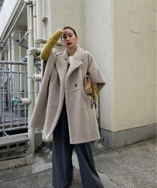 Ameri（アメリ）の「REVERSIBLE BOA PONCHO COAT（ポンチョ）」 - WEAR