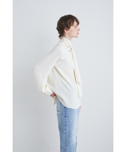 MIESROHE（ミースロエ）の「sustainableシルキーボウタイブラウス