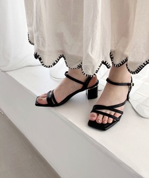 アシンメトリー」に該当するレディースのサンダルファッション通販