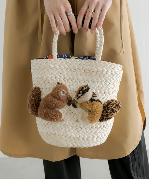ear PAPILLONNER（イアパピヨネ）の「キャラかごバッグ（かごバッグ