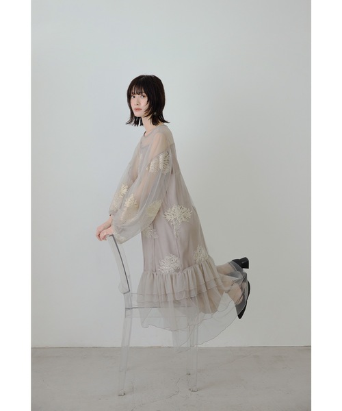 フラワー刺繍ティアードフリルドレス Aライン マタニティ 妊婦 結婚式