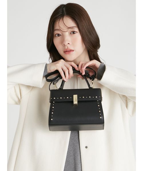 リュタン】ビジュースタッズポシェット（M）（ショルダーバッグ