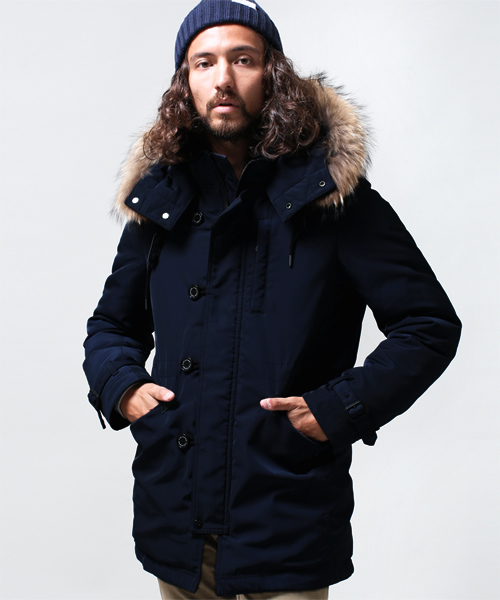 NANO universe（ナノユニバース）の「西川ダウン N-3B（ダウン