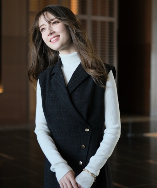 Apuweiser-riche（アプワイザーリッシェ）の「テーラードツイード