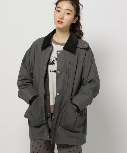 niko and（ニコアンド）の「キルトライナーハンティングジャケット