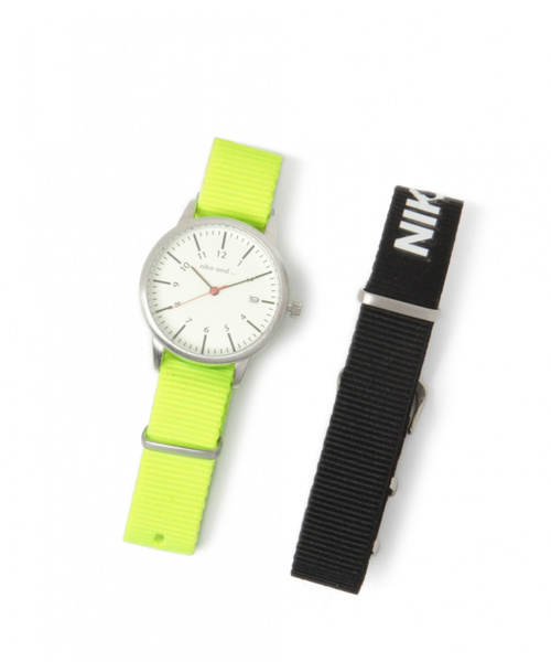 niko and（ニコアンド）の「チェンジベルトシルバーウォッチ