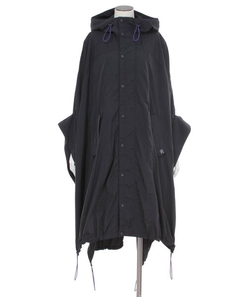 UN3D.（アンスリード）の「コンパクトナイロンフーディーコート
