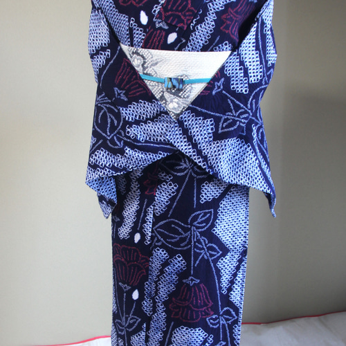 ◇現代 有松鳴海絞 浴衣◇【濃紺朱】すっと伸びる芥子の花が怪しく