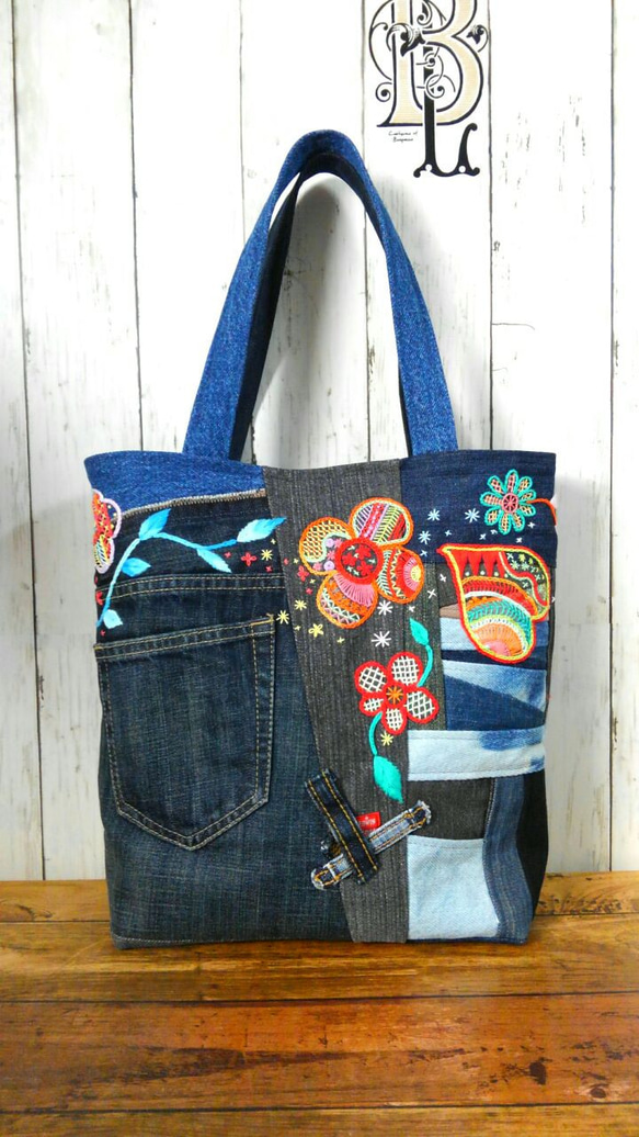 刺繍 パッチワーク デニムバック 02 ～ デニム リメイク ジーンズ 刺繍