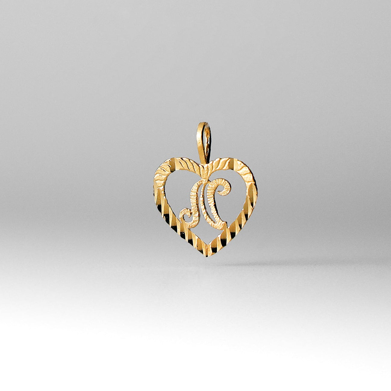 14K Gold Heart-Shaped Letter N Pendant | A-Z Pendants | Charlie