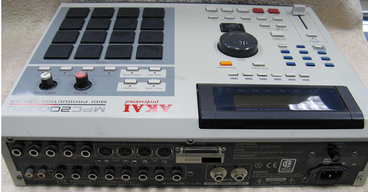 Akai MPC2000XL Midi Production Center | Chicago Pawners & Jewelers