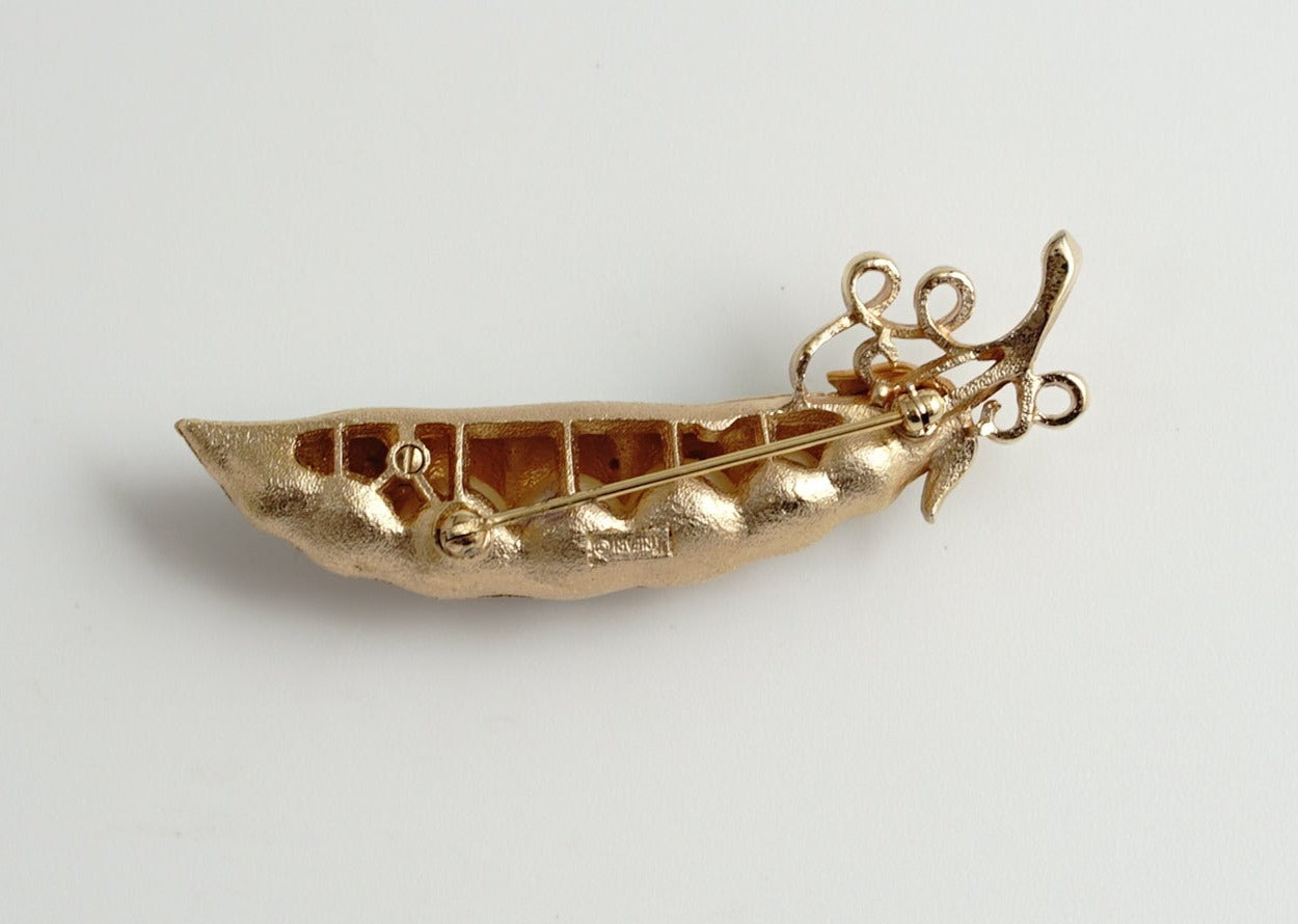 Trifari（トリファリ）ブローチ「えんどう豆」／ヴィンテージ