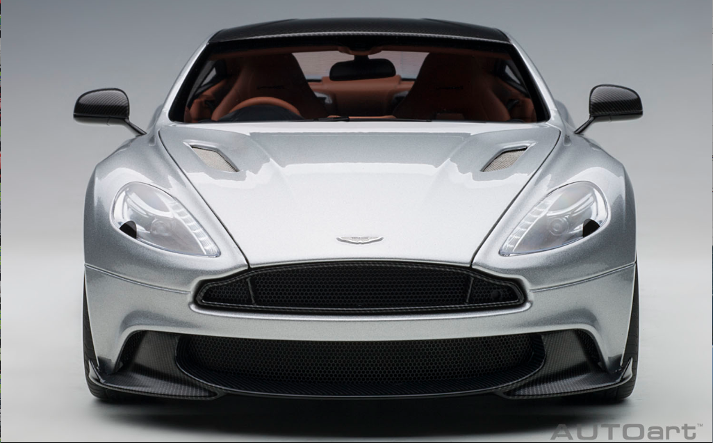 アストンマーチン ヴァンキッシュ/さらに精巧な1/18ミニカー/CHSの