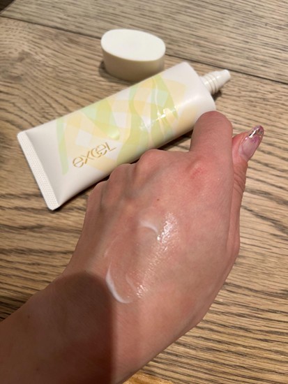 エクセル2026年春の新作UV2選！くすみ補正の新色下地＆即完売の限定