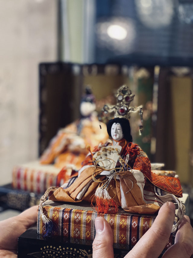 お雛様 木箱入り 時代もの お雛様ボックス 森林工芸館｜コンパクトな