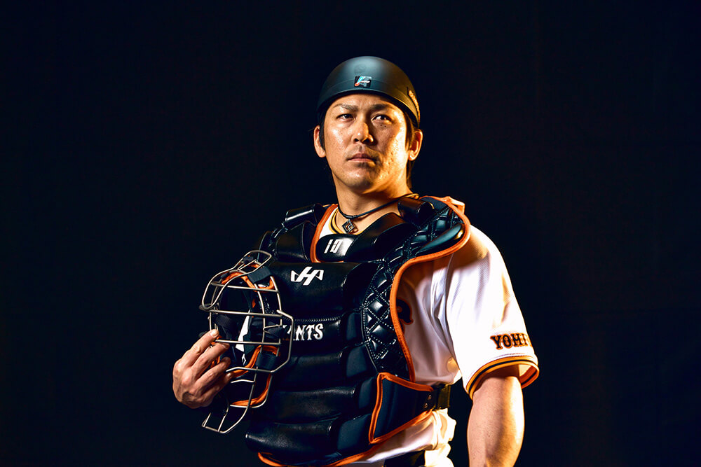 株）コラントッテが読売ジャイアンツ・甲斐拓也選手（プロ野球）と