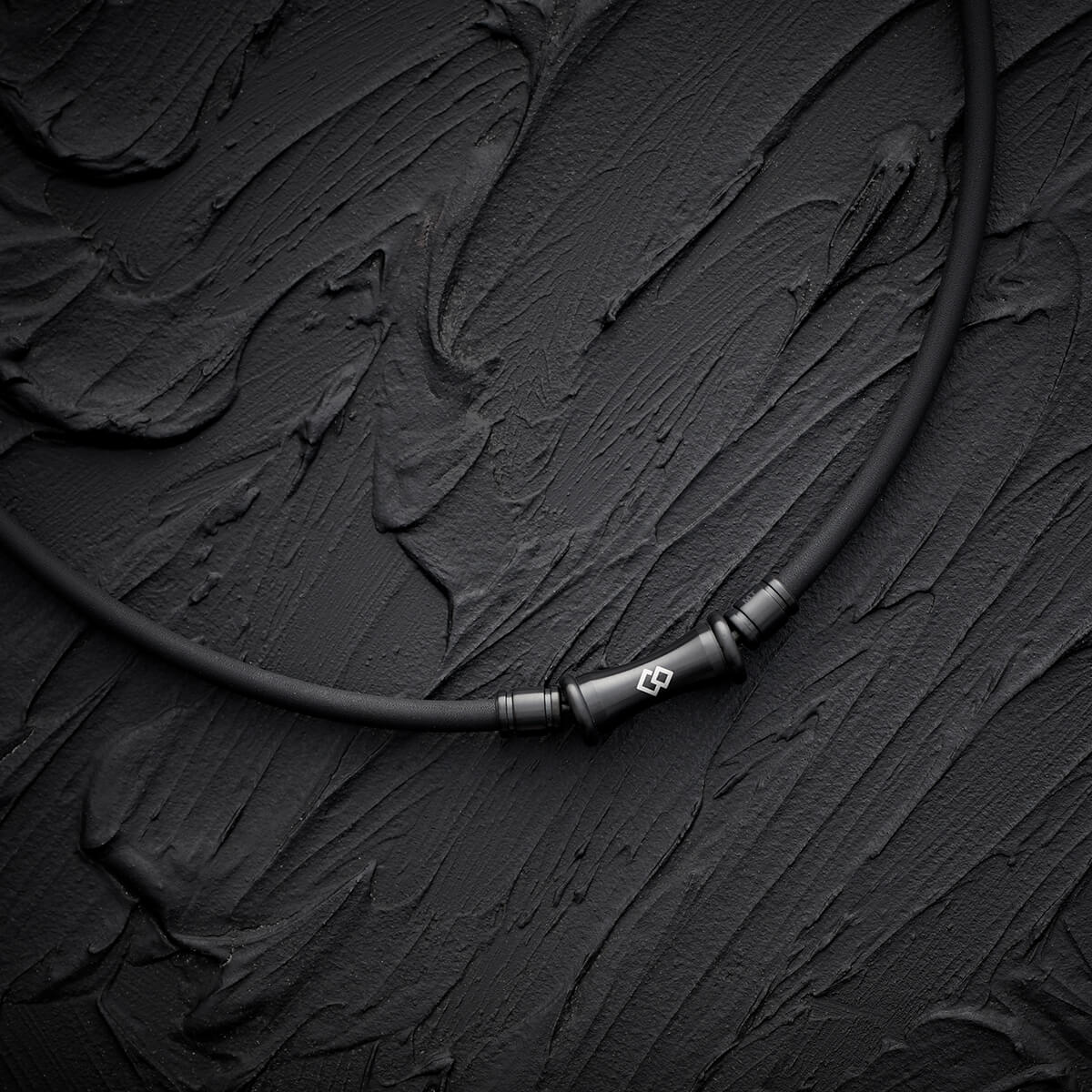 コラントッテ TAO ネックレス RAFFI（ラフィ） マットブラック | 磁気