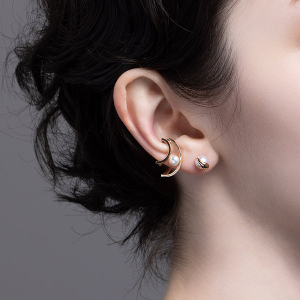 GOSSAMER スモールフープ ダイヤモンド ピアス