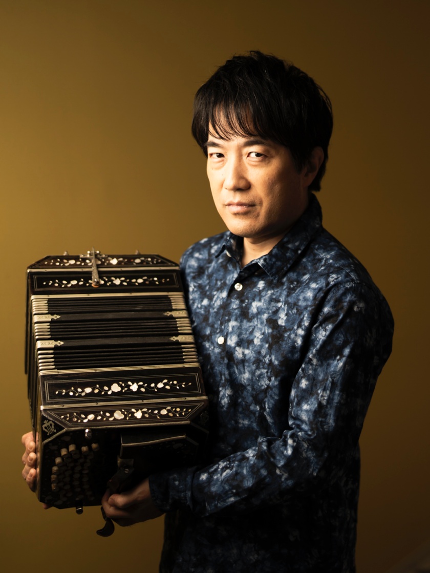 小松亮太の挑戦――“タンゴを売れる音楽にしたい”デビュー25周年を迎えた