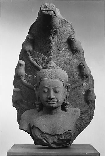 Kneeling Female Deity - Cambodia or Thailand - Angkor period - The