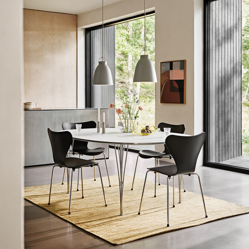 FRITZ HANSEN（フリッツ・ハンセン）CARAVAGGIO（カラヴァッジオ