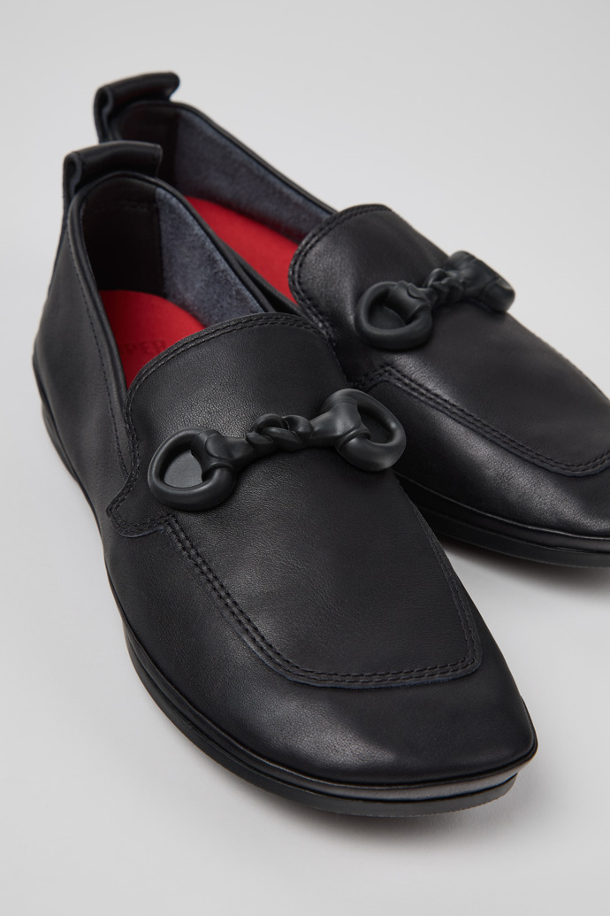 Right | レディース フラットシューズ | カンペール（Camper）公式