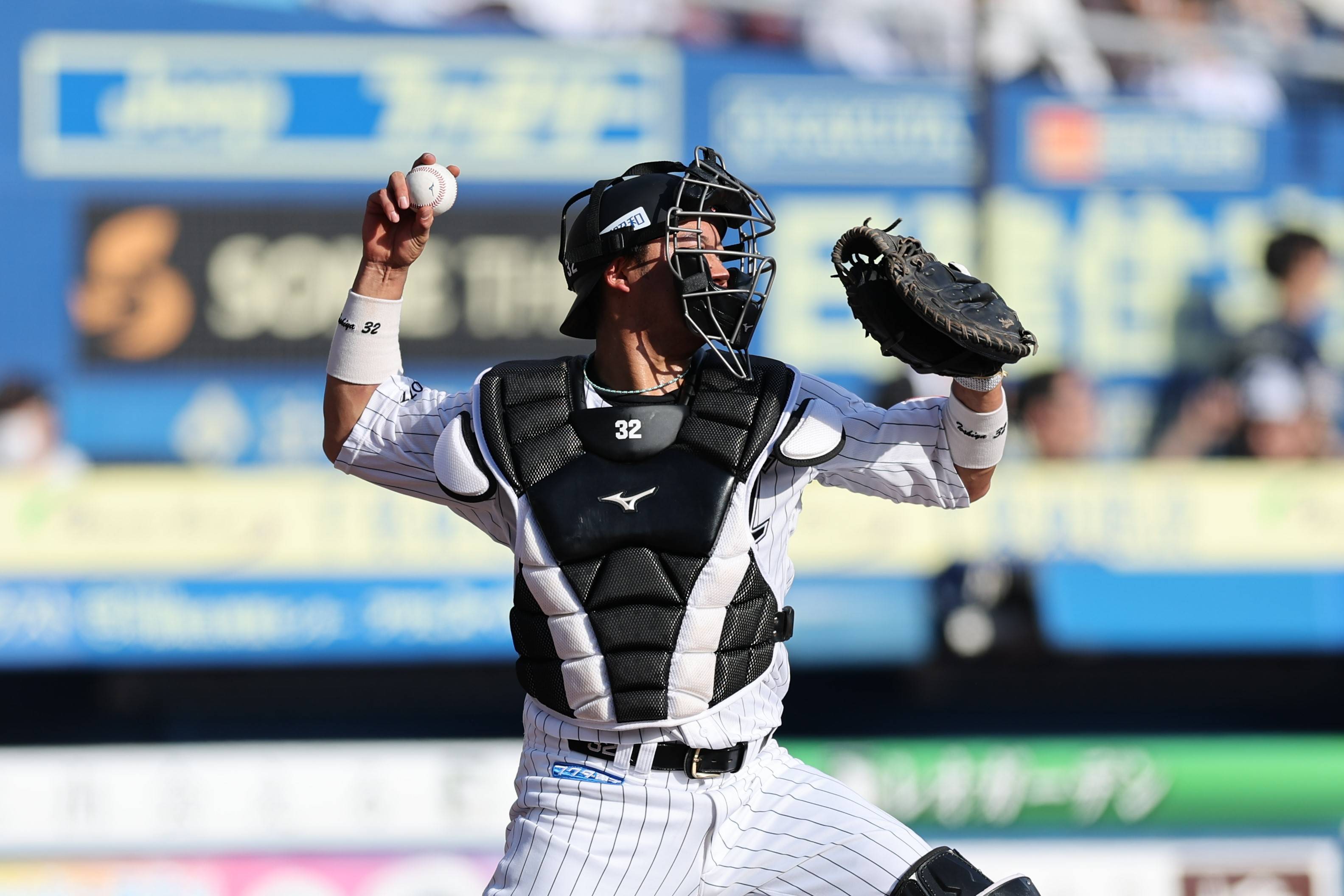 ロッテ・佐藤都志也、2025年からミズノブランドアンバサダー契約