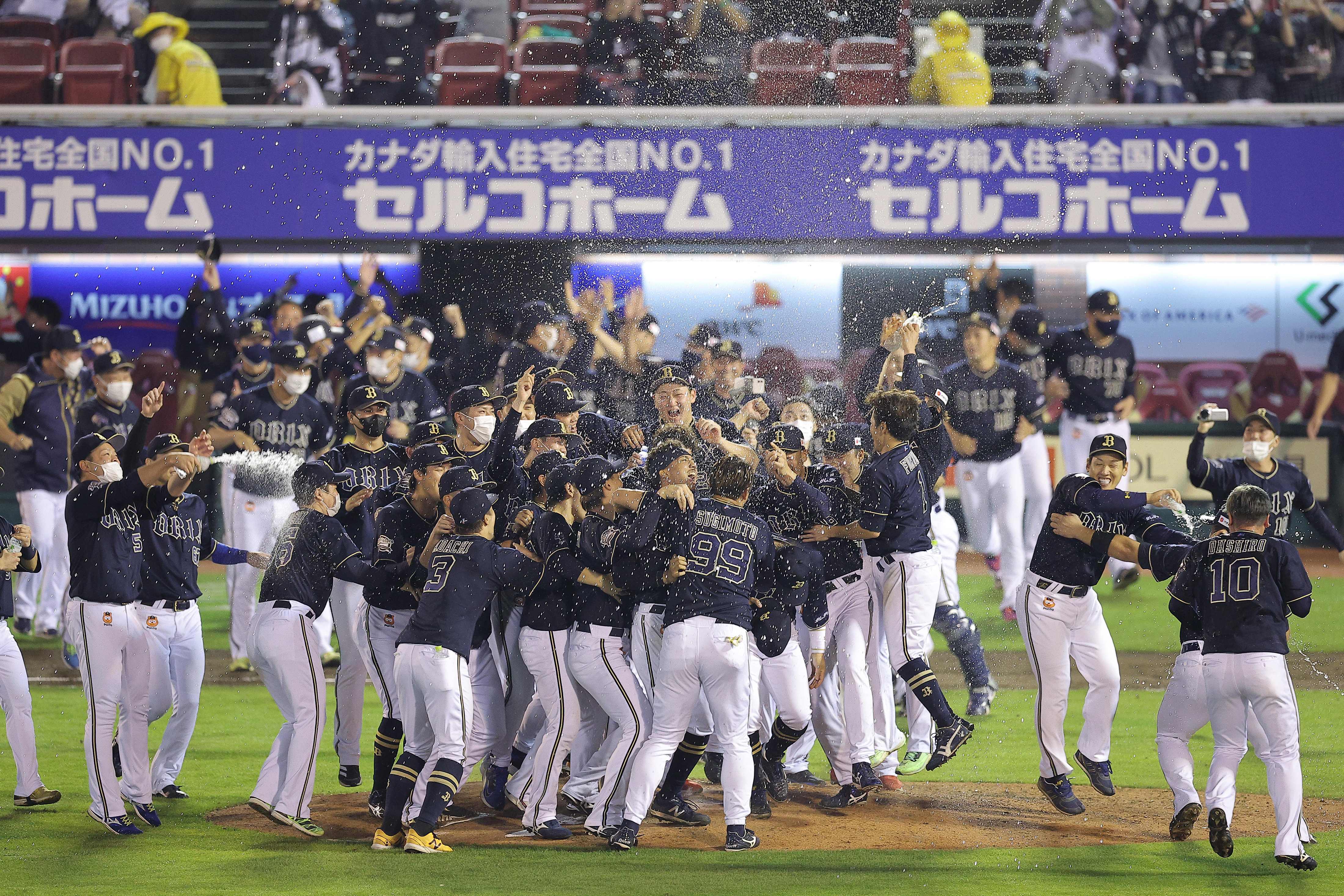 フォト特集】オリックスが2連覇 最終戦で大逆転 - 産経ニュース
