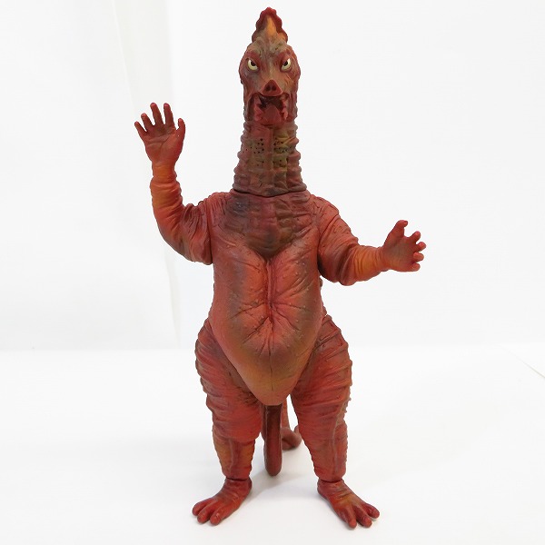 X-PLUS/エクスプラス 大怪獣シリーズ ウルトラマン 赤色火焔怪獣