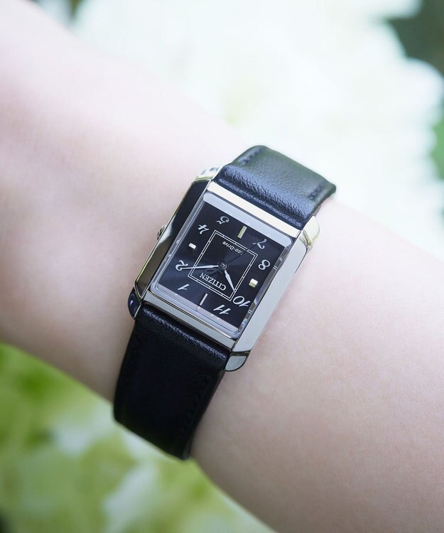 シックなスクエアモデル】シチズン エル 光発電エコ・ドライブ SQUARE