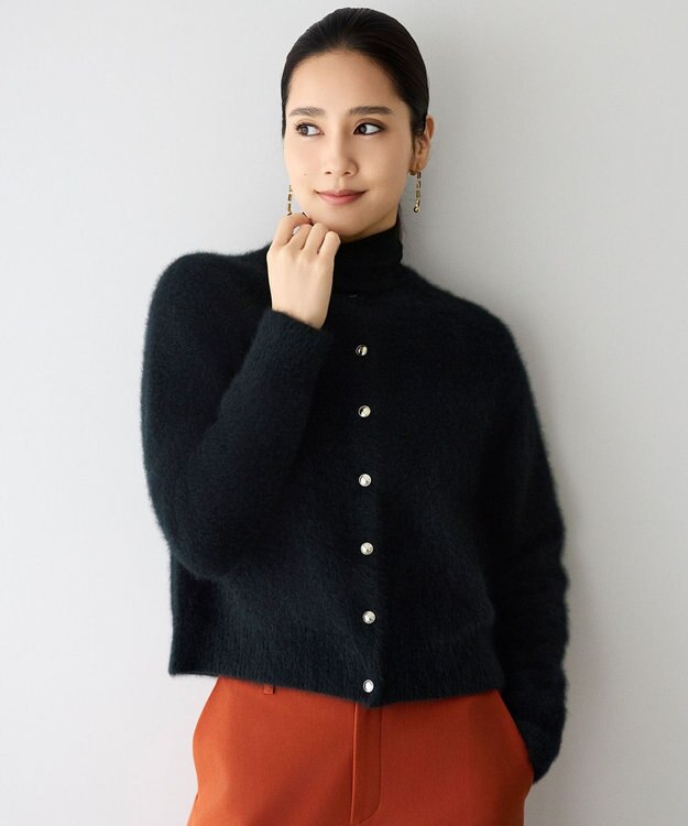 SHIHOさん着用】ヘアリーフォックス カーディガン / 自由区