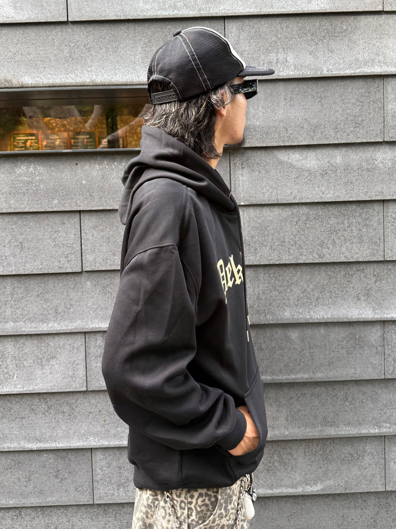 ゴシックレタリングパーカー DPB90038 – CRAMMY