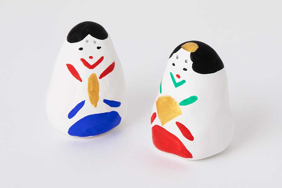 部屋に飾りやすい「ミニひな人形」 お手軽に“ひな祭り”気分を味わおう