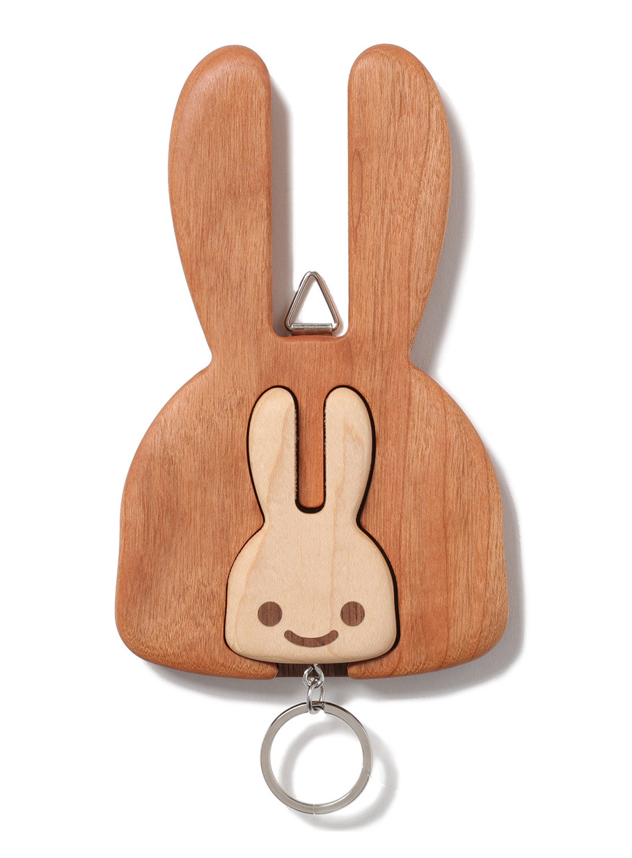 木のフックと木のキーリング｜ウサギがいる｜CUNE ONLINE STORE