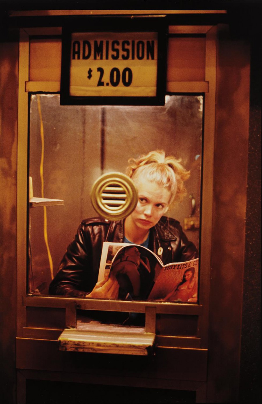 ナン・ゴールディン | 世界のアート作品・絵画を買いたい・売りたい