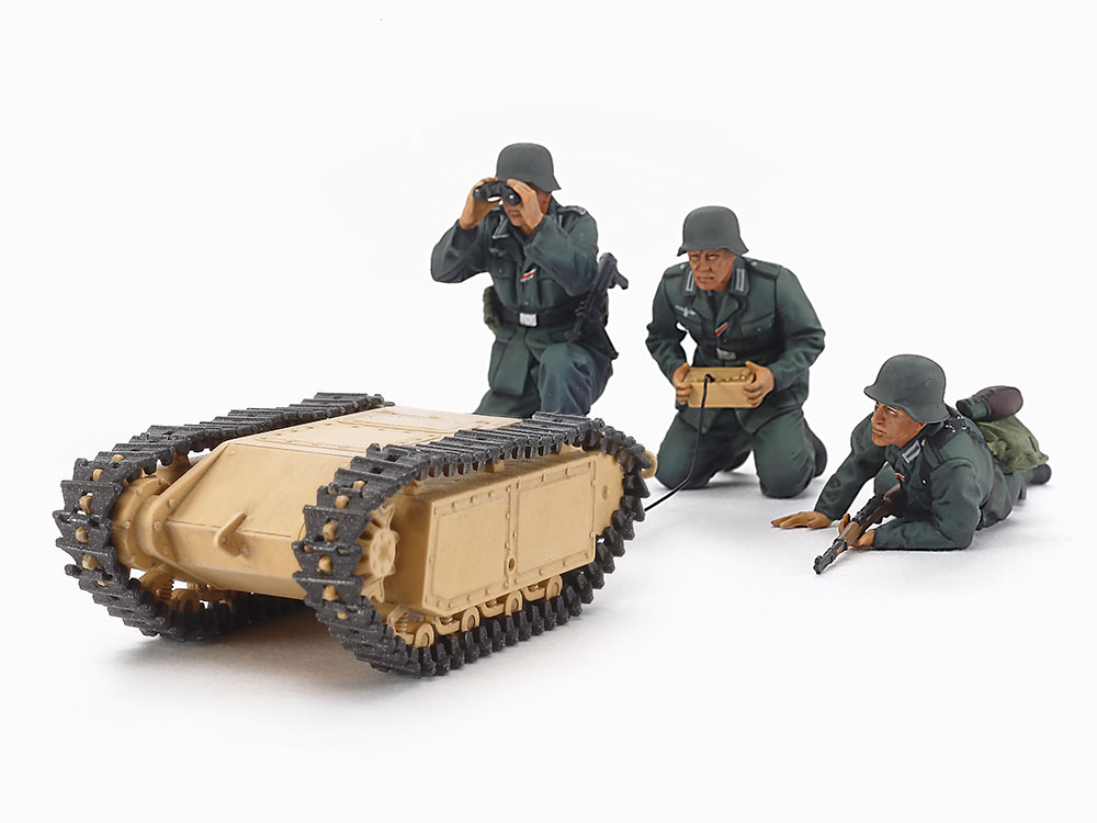 1/35 GERMAN ASSAULT PIONEER TEAM & GOLIATH SET | TAMIYA