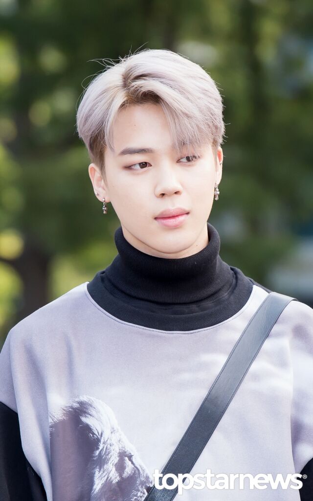 BTS ジミン 3000万再生回数のソロ曲が3つ！世界のセレブが愛するあの