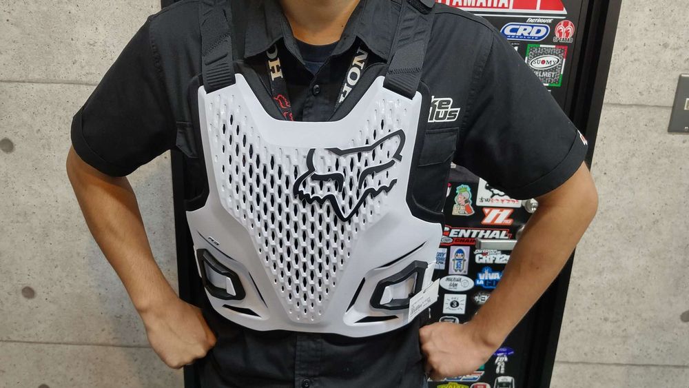 ダートバイクプラスブログ|肩の付け外しが出来るようになりました