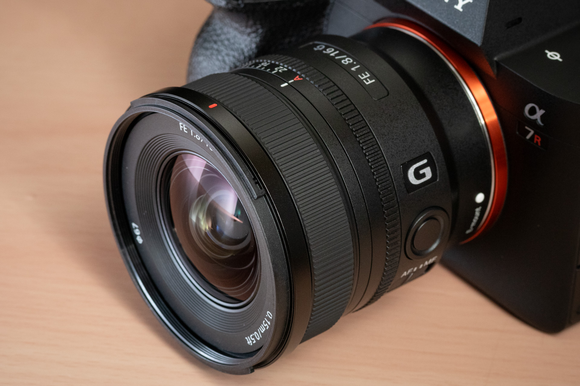 交換レンズレビュー：ソニー FE 16mm F1.8 G - デジカメ Watch